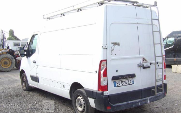 RENAULT MASTER 3 PHASE 2 TRACTION FOURGON L2H2 F3300 2.3 DCI 16V 110CV – DIESEL BLANC EV-024-KA