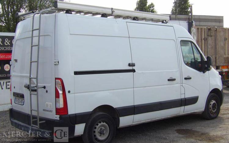RENAULT MASTER 3 PHASE 2 TRACTION FOURGON L2H2 F3300 2.3 DCI 16V 110CV – DIESEL BLANC EV-024-KA
