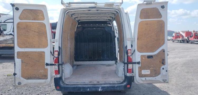RENAULT MASTER 3 PHASE 2 TRACTION FOURGON L2H2 F3300 2.3 DCI 16V 110CV – DIESEL BLANC EV-024-KA