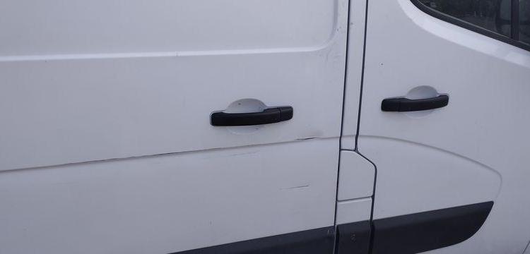 RENAULT MASTER 3 PHASE 2 TRACTION FOURGON L2H2 F3300 2.3 DCI 16V 110CV – DIESEL BLANC EV-024-KA