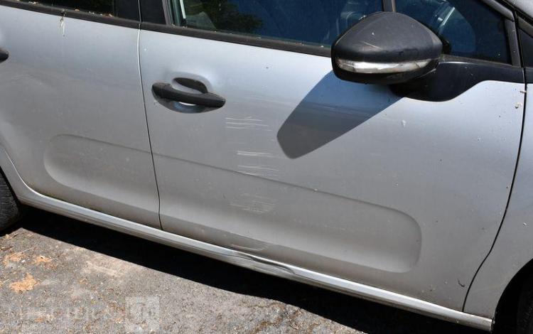 CITROEN C3 1,2 PURE TECH 70 LIVE 5 PTS GRIS EW-198-JA