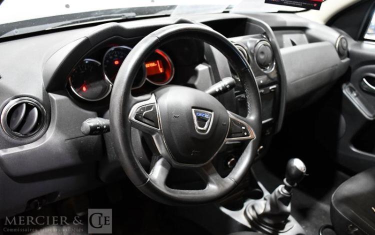 DACIA DUSTER AMBIANCE DCI 110 E6 4X2 NOIR EW-338-BY