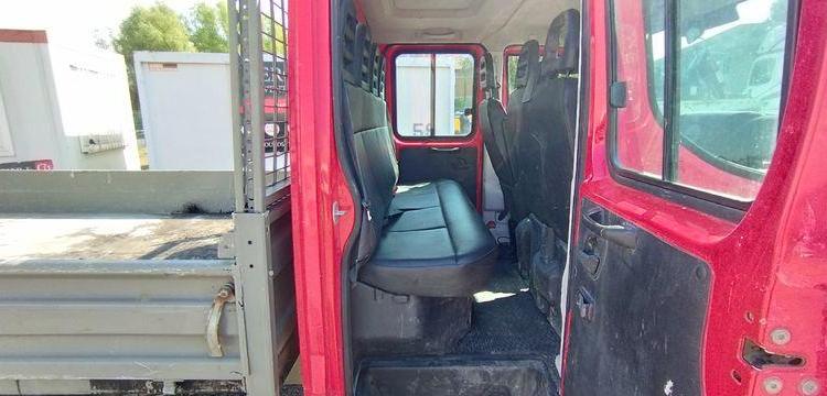 IVECO 35C120 BENNE DOUBLE CABINE – DIESEL – 72234 KMS – ANNEE 2018 ROUGE EX-297-YF