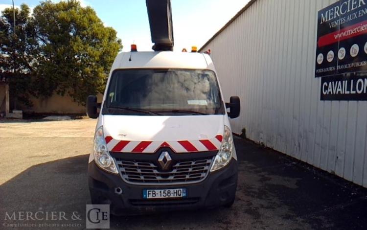 RENAULT MASTER NACELLE SUR VL 12M 1588H BLANC FB-158-HQ