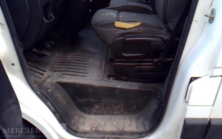 RENAULT MASTER NACELLE SUR VL 12M 1588H BLANC FB-158-HQ