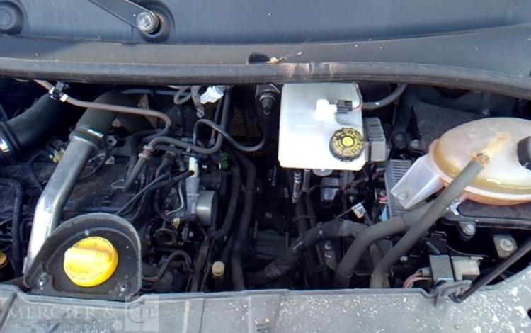 RENAULT MASTER NACELLE SUR VL 12M 1588H BLANC FB-158-HQ