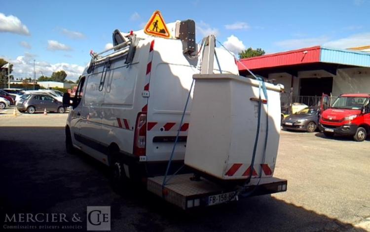 RENAULT MASTER NACELLE SUR VL 12M 1588H BLANC FB-158-HQ