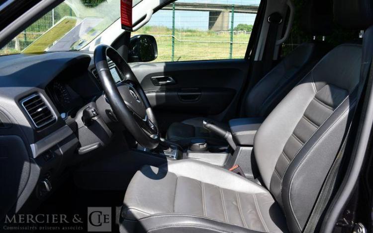 VOLKSWAGEN AMAROK DBLE CAB 3,0 TDI 258CH HIGHLINE BVA NOIR FB-558-DV