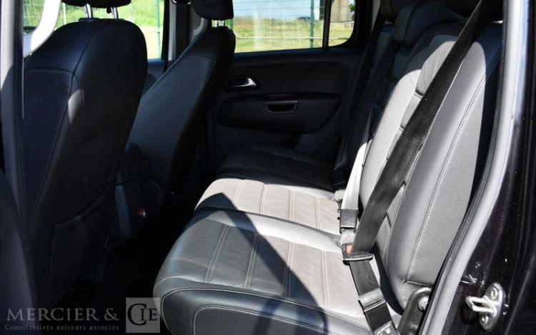 VOLKSWAGEN AMAROK DBLE CAB 3,0 TDI 258CH HIGHLINE BVA NOIR FB-558-DV