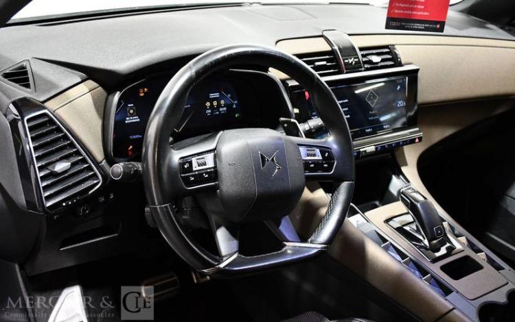 DS DS7 CROSSBACK 1.5 BLUEHDI 130 SOCHIC EAT
 BLANC FC-110-SE