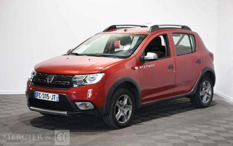DACIA SANDERO STEPWAY 0.9 TCE 90 ROUGE FC-315-JT