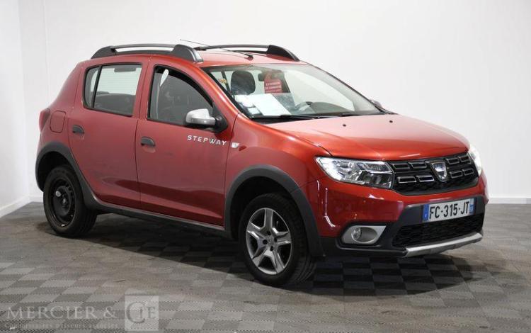 DACIA SANDERO STEPWAY 0.9 TCE 90 ROUGE FC-315-JT