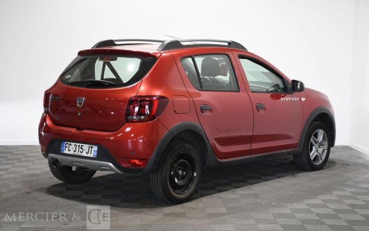 DACIA SANDERO STEPWAY 0.9 TCE 90 ROUGE FC-315-JT