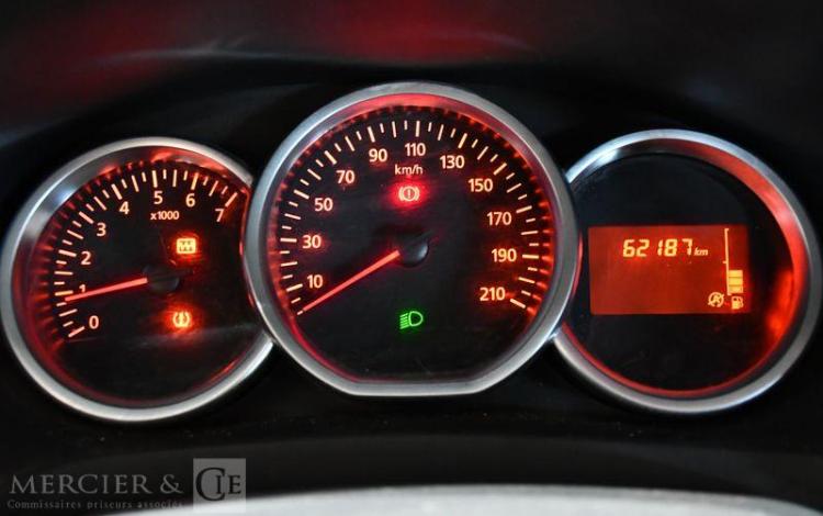DACIA SANDERO STEPWAY 0.9 TCE 90 ROUGE FC-315-JT