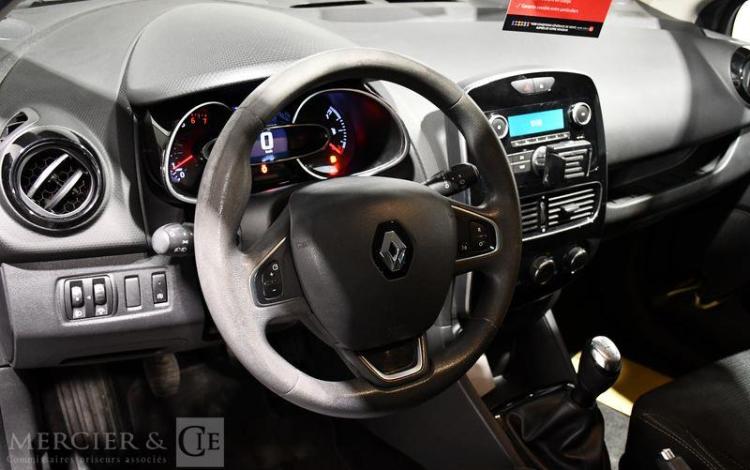 RENAULT CLIO 0,9 TCE 75 TREND GRIS FC-344-TA