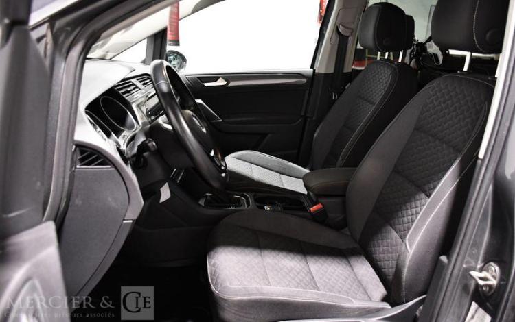 VOLKSWAGEN TOURAN 1.6 TDI 115 BLUEMOTION CONFORT LINE GRIS FC-585-RR