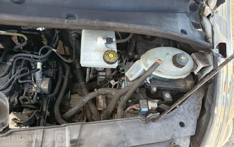 RENAULT MASTER AVEC NACELLE KLUBB K26 12A14M – DIESEL – 1662 HEURES – 111541 KMS BLANC FC-801-QV