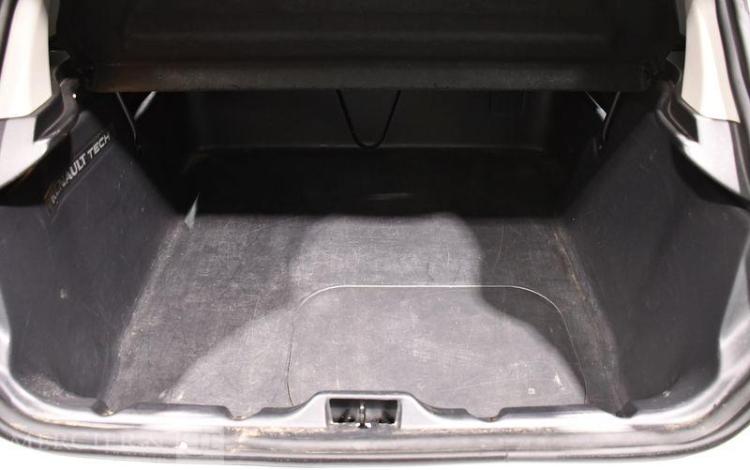 RENAULT CLIO STE REVERSIBLE BUSINESS TCE 90 BLANC FE-048-KJ