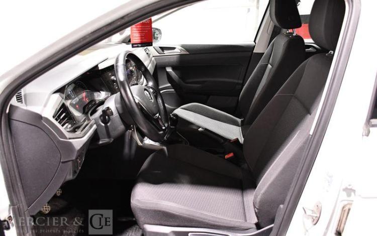 VOLKSWAGEN POLO BLANC FE-425-DA