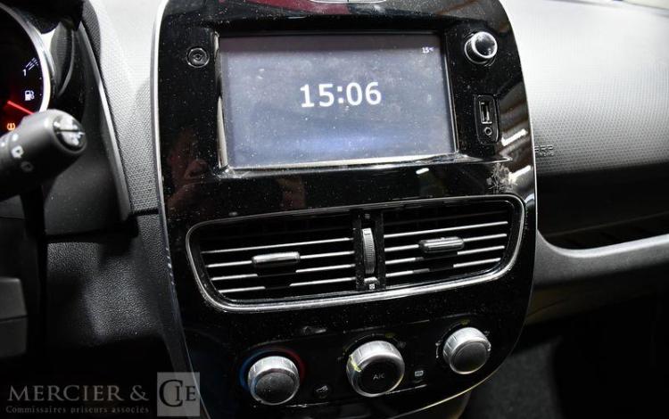 RENAULT CLIO 1.5 DCI 90 ENERGY LIMITED GRIS FE-936-YG