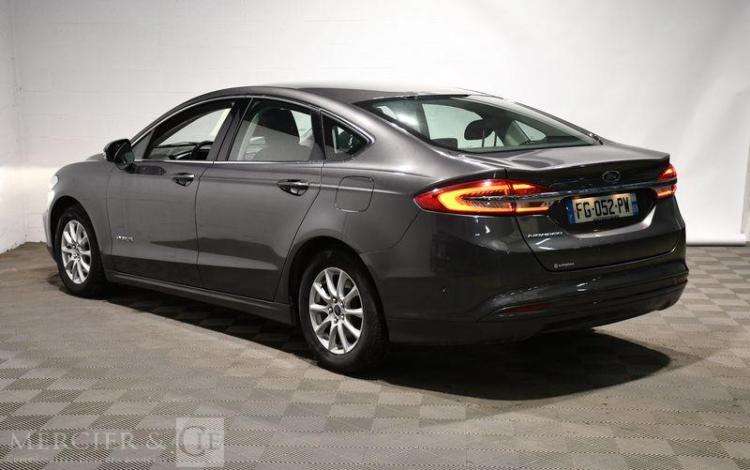 FORD MONDEO HYBRID GRIS FG-052-PW