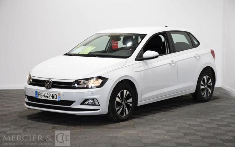 VOLKSWAGEN POLO BLANC FG-442-ND