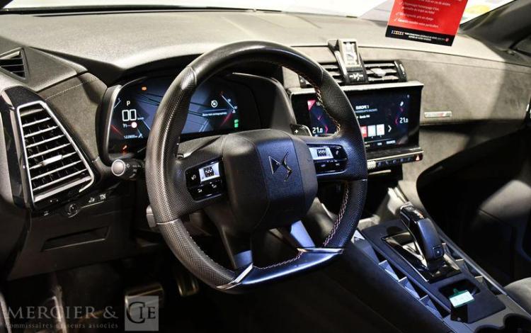 DS DS7 CROSSBACK 1,5 BLUEHDI 130CH EAT8 PERFORMANCE LINE + GRIS FJ-144-LT