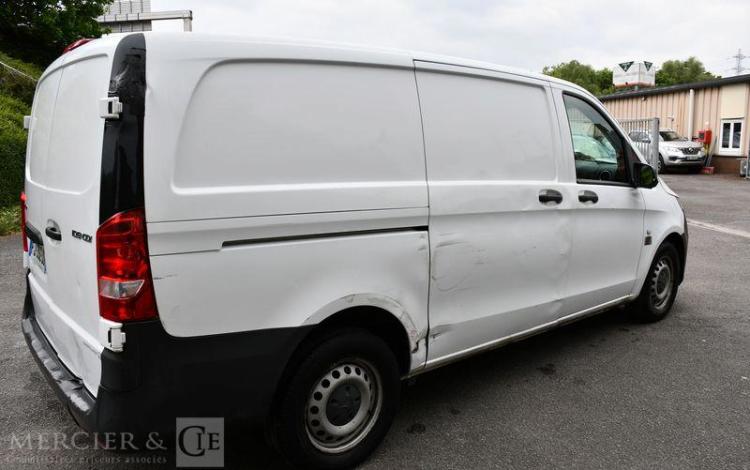 MERCEDES VITO FG 109 CDI  90 LONG BLANC FJ-392-DS