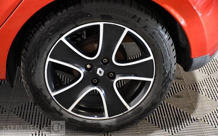 RENAULT CLIO 1,2 75CH ZEN ROUGE FJ-507-YC