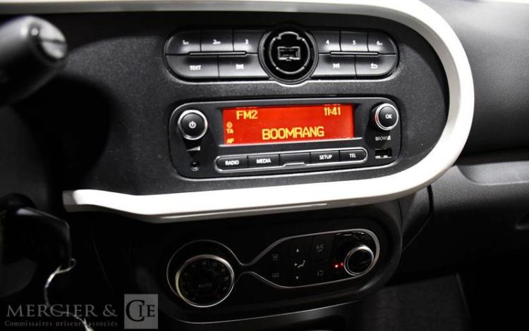 RENAULT TWINGO 1,0 SCE 70 INTENS EDC BLANC FJ-626-VL