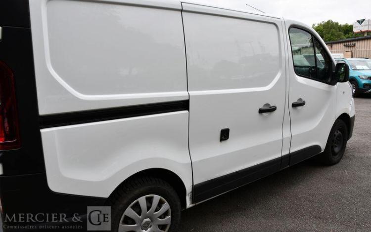 RENAULT TRAFIC L1H1 GCF 1200 DCI 120 BLANC FK-099-LM