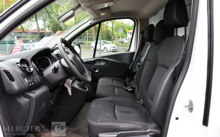 RENAULT TRAFIC L1H1 GCF 1200 DCI 120 BLANC FK-099-LM