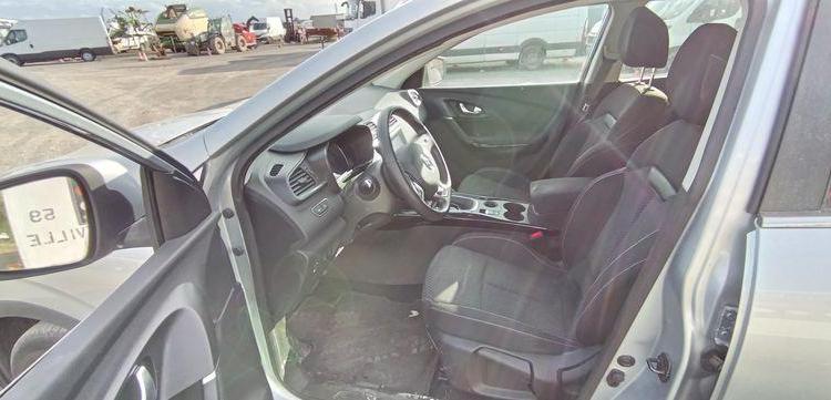 RENAULT KADJAR 1.5 BLUEDCI 115 BUSINESS EDC 4X4 GRIS FK-509-MS