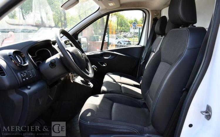 RENAULT TRAFIC L1H1 GCF 1200 DCI 120 BLANC FK-833-LM