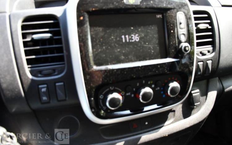 RENAULT TRAFIC L1H1 GCF 1200 DCI 120 BLANC FK-833-LM