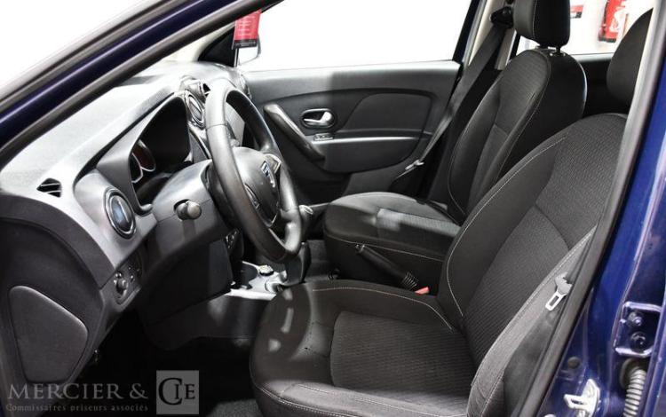 DACIA SANDERO BLEU FL-725-EH