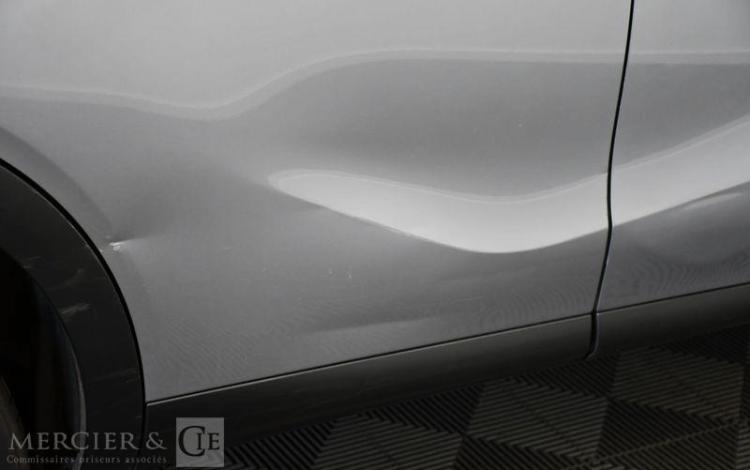 DS DS3 CROSSBACK BLUEHDI 130 GRIS FN-002-ZE