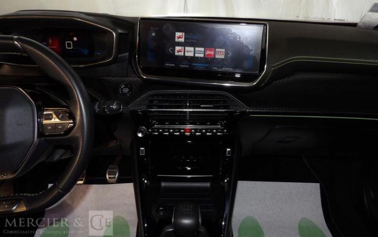 PEUGEOT 2008 1,2 PURETECH 130CH GT LINE S&S ROUGE FN-262-GN