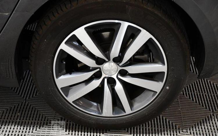 PEUGEOT 308 ALLURE PURETECH 130CH S&S BVM6 GRIS FN-383-WV