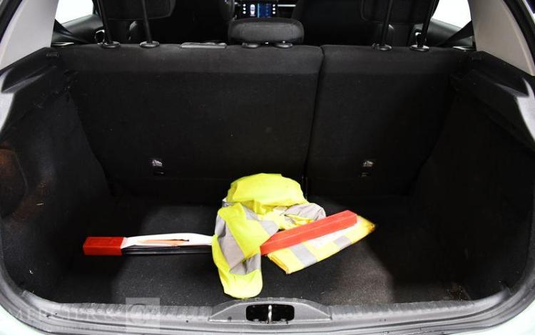 CITROEN C3 PURE TECH 82 S&S GRAPHIC VERT FP-195-BM