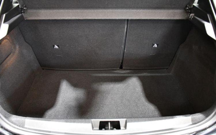 PEUGEOT 208 PURETECH 75CH S&S LIKE BVM5 5P NOIR FP-343-AQ