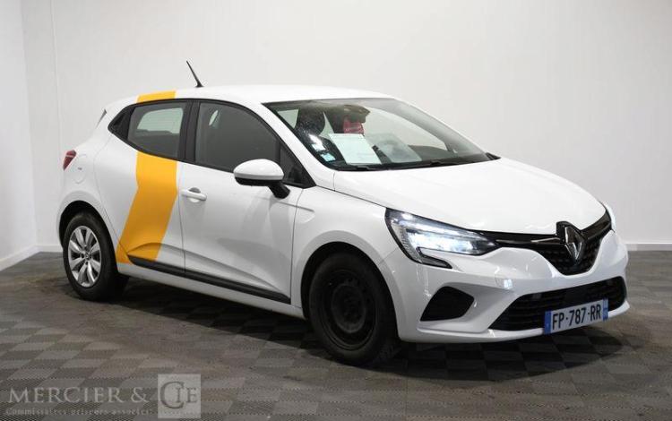 RENAULT CLIO SOCIETE 1.5 BLUEDCI 85 AIR NAV
 BLANC FP-787-RR