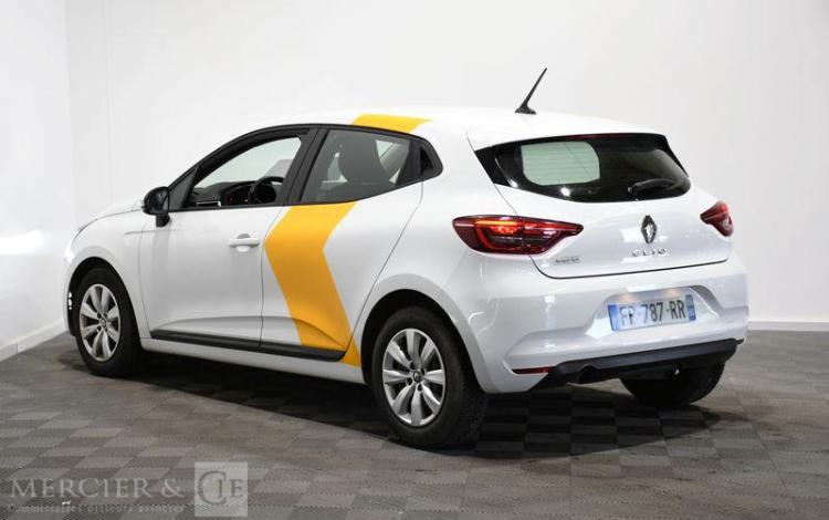 RENAULT CLIO SOCIETE 1.5 BLUEDCI 85 AIR NAV
 BLANC FP-787-RR