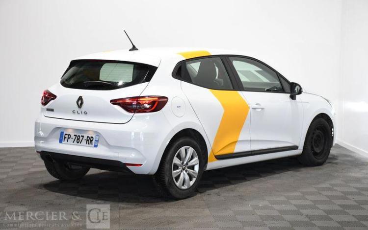 RENAULT CLIO SOCIETE 1.5 BLUEDCI 85 AIR NAV
 BLANC FP-787-RR