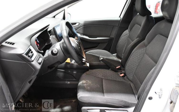 RENAULT CLIO SOCIETE 1.5 BLUEDCI 85 AIR NAV
 BLANC FP-787-RR