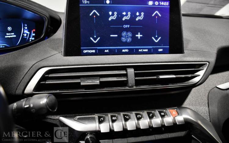 PEUGEOT 3008 1,2 PURETECH 130CH ALLURE S&S NOIR FP-951-ZE