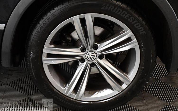 VOLKSWAGEN TIGUAN 1.5 TSI 150 EVO CARAT EXCLUSIVE DSG NOIR FQ-360-KQ