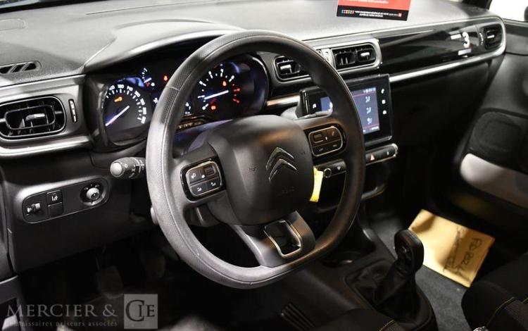 CITROEN C3 III 1,2 PURE TECH GRAPHIC GRIS FQ-715-XQ