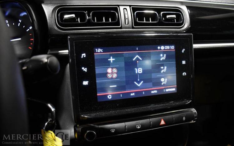 CITROEN C3 III 1,2 PURE TECH GRAPHIC GRIS FQ-715-XQ
