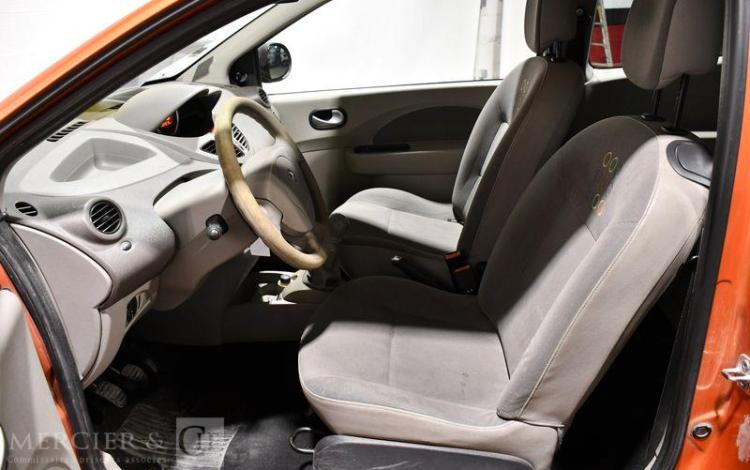 RENAULT TWINGO 1,2 60 AUTHENTIQUE ROUILLE FQ-787-PR